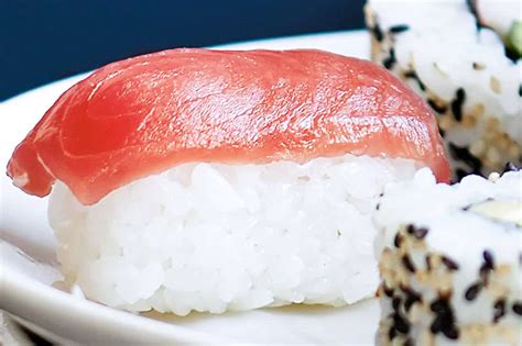 29 Delicious Tuna Sushi Recipes for Fresh Flavors