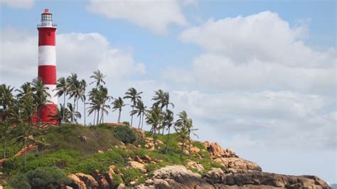 Lighthouse Beach - Kovalam | Lighthouse Beach Photos, Sightseeing ...