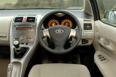 Toyota Auris Interior - Nehru Memorial