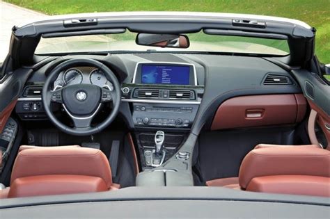 SPORTS CARS: BMW 650i interior