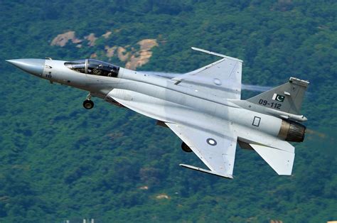 MIRAGEC14: JF-17 Thunder gets order at Dubai Air Show