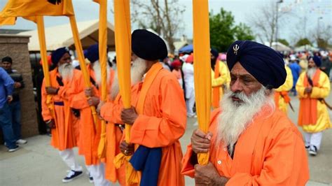 Hola Mohalla in Livingston celebrates Sikh history, religion | Merced ...