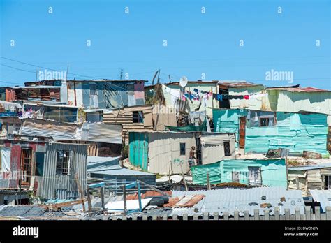 Khayelitsha Slum Stock Photos & Khayelitsha Slum Stock Images - Alamy