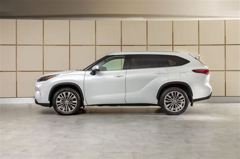 2023 Toyota Highlander Plug In Hybrid Release Date – Get Calendar 2023 ...