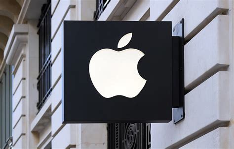 Apple Stock News – New Products Lift Stock to New Highs | Investment U