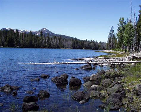 File:Thousand Lakes Wilderness.jpg - Wikimedia Commons