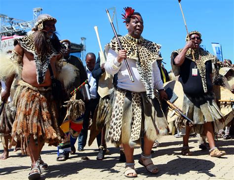 Zulu leaders to make massive land claim | eNCA | Zulu, Nigerian ...