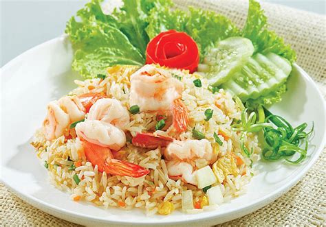 Thai Food Recipes: THAI FRIED RICE WITH PRAWNS