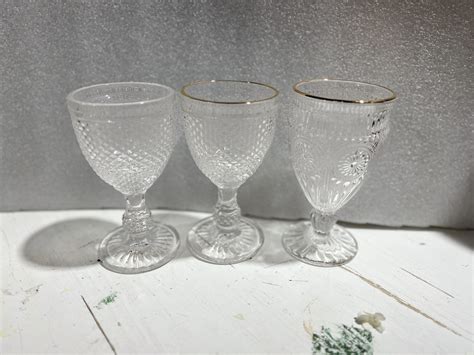 Goblet Glassware - Event Decor Supply