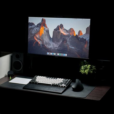 Minimalist Desk Setup