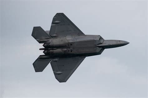 US Air Force’s Multibillion-Dollar Contest to Replace F-22 Raptor ...