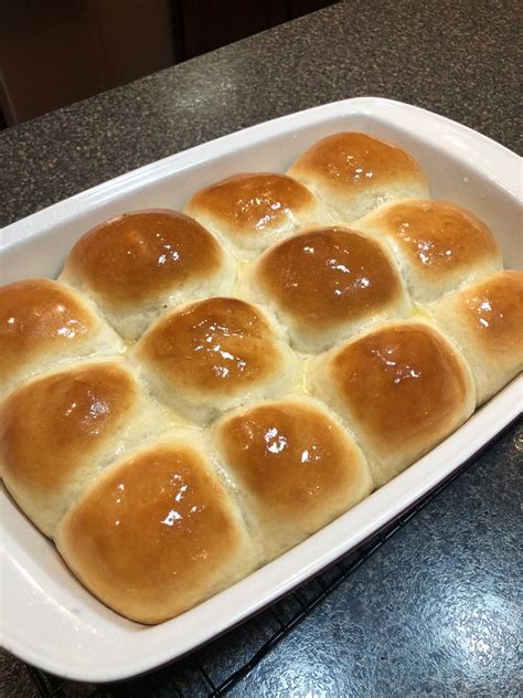 HOMEMADE PAN ROLLS – Kitch Me Now