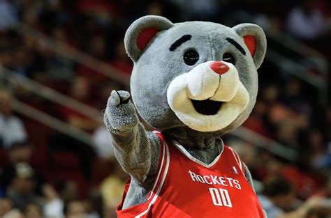 Watch Clutch the Bear frighten the Houston Rockets | Houston rockets ...