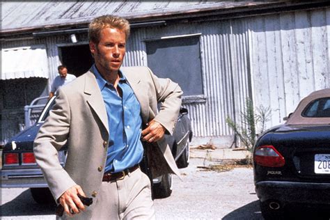 Memento (2000)