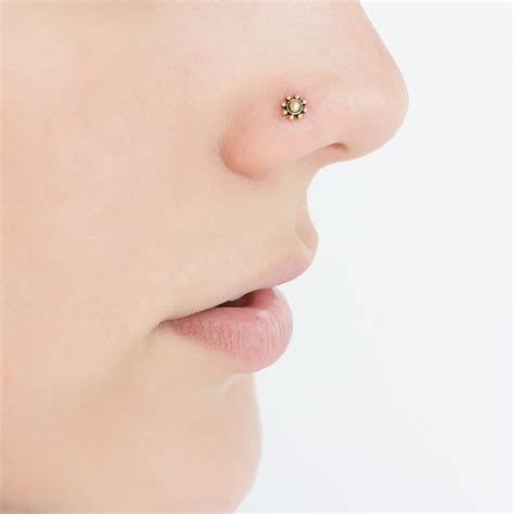 Tiny flower nose stud. nose ring. nose piercing. indian nose