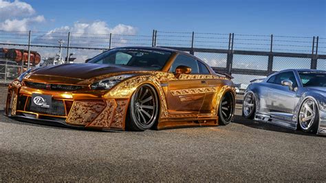 Once Upon A Time, There Was A Golden R35 Nissan GT-R Covered In ...