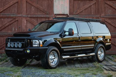 No Reserve: 31k-Mile 2004 Ford Excursion 4×4 Custom for sale on BaT ...