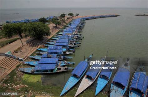 78 Chilika Lake Stock Photos, High-Res Pictures, and Images - Getty Images