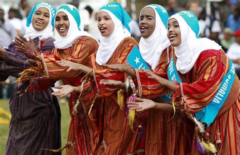 somalia culture - Google-haku | Somalia/Tradition. | Pinterest