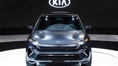 Kia Niro EV concept at CES: 238 miles of range from 64-kwh battery