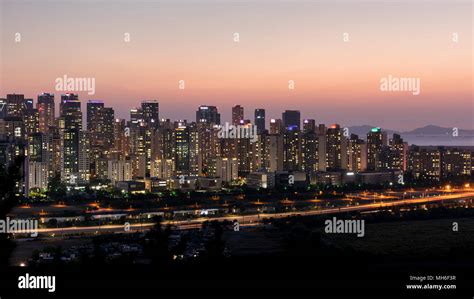 Night view of Incheon bridge in Incheon city, South Korea Stock Photo ...