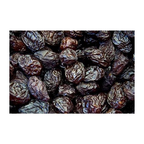 Dried plums 100g