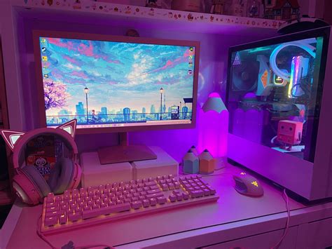 Just finished building my new pc :) : r/GirlGamers