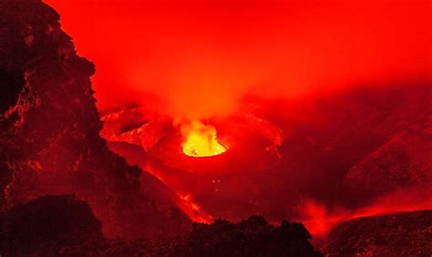 5 Facts about Nyiragongo volocano - Mount Nyiragongo Facts