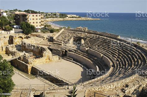 Anfiteatro Romano Tarragona Foto de stock y más banco de imágenes de ...