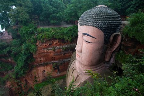 Giant Buddha of Leshan - Leshan Attractions - China Top Trip