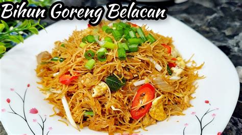 Bihun Goreng Belacan Sedap👌 | Spicy Fried Rice Vermicelli with Dried ...