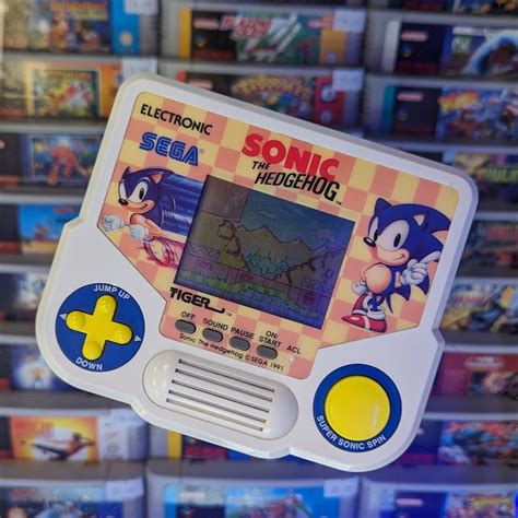 Tiger Electronics Sonic The Hedgehog LCD Game - 1988