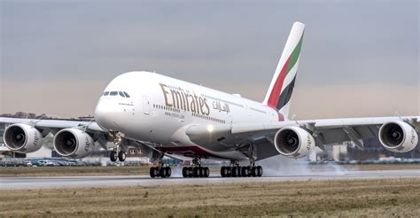 Airbus dejará de fabricar el A380, el avión de pasajeros más grande del ...