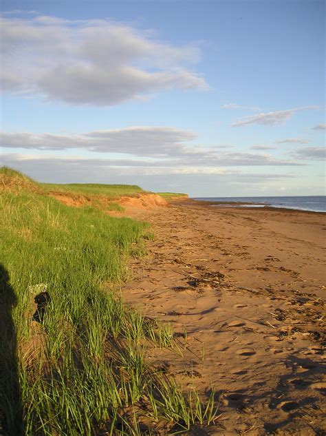 Sunset Haven Beach House in Belle River, Essex County, Canada | Guest ...