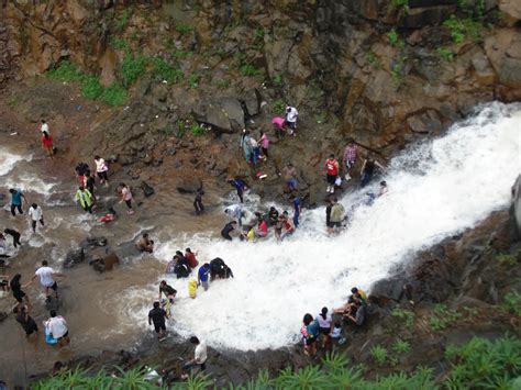 Scenic Waterfalls at Mulshi Dam - Rakmoddin's Travel Blog