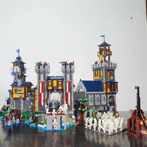 [MOC] Black Falcon Castle - LEGO Historic Themes - Eurobricks Forums