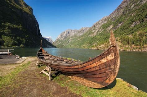 Here's Why the Vikings Used Longboats - Scandinavia Facts