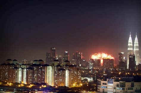 The merdeka fireworks : From Malaysia to the world