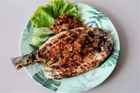 Resep Bandeng Bakar Bumbu Merah, Panggang di Teflon