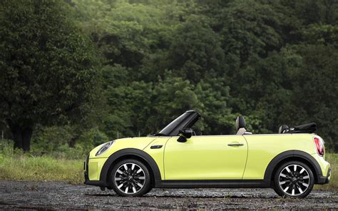 MINI Cooper Convertible - Roof | MINI Cooper Convertible Images