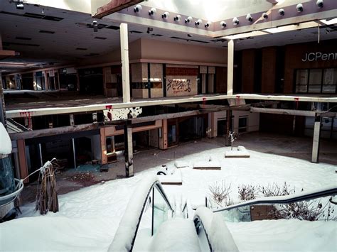 Deserted Places: The abandoned Rolling Acres Mall in Ohio