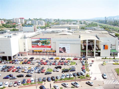 Ing iulius mall iasi - Despre viața din România