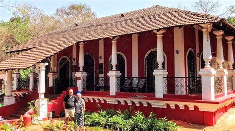 Vintage houses of Goa, India built by natives in Indo-Portuguese ...