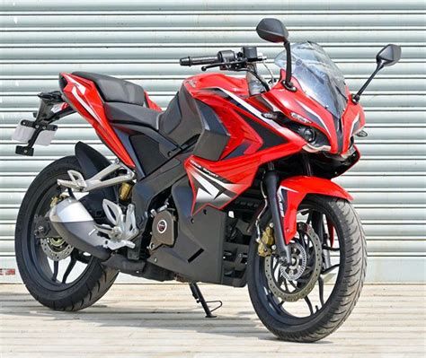 Pulsar Rs 200: Fast, fun and value for every penny - Rediff.com Get Ahead