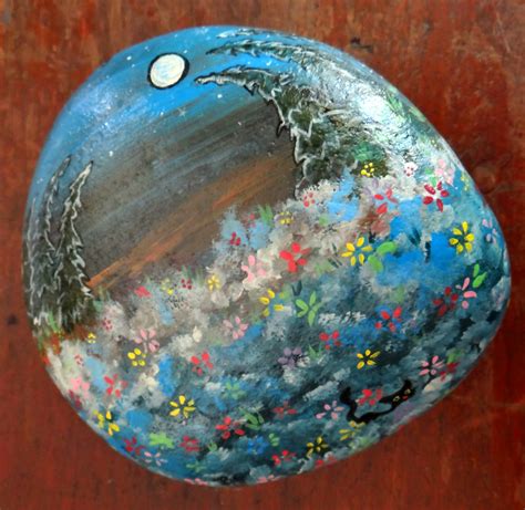 Beth's Artworx: River Rock Painting