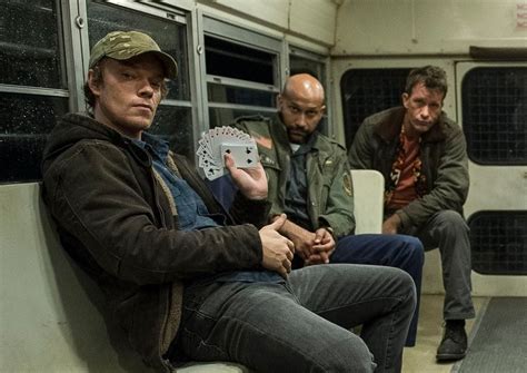 First Look at Thomas Jane in New 'The Predator' Cast Photo - Bloody ...