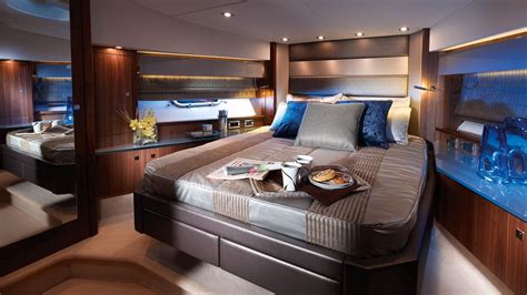 Inside a boat. Amazing. | Luxury bedroom master, Luxurious bedrooms ...