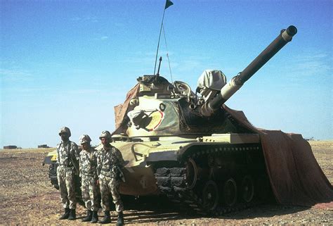 An M60 crew of the Egyptian 4th Armored Division during Operation ...