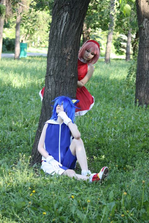 Sonic and Amy cosplay by ShadDarkov on DeviantArt