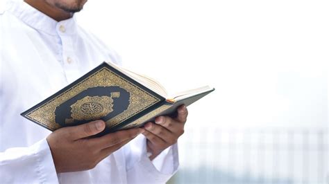 How Reading The Holy Quran Benefits Your Life? » QuranOnline.com